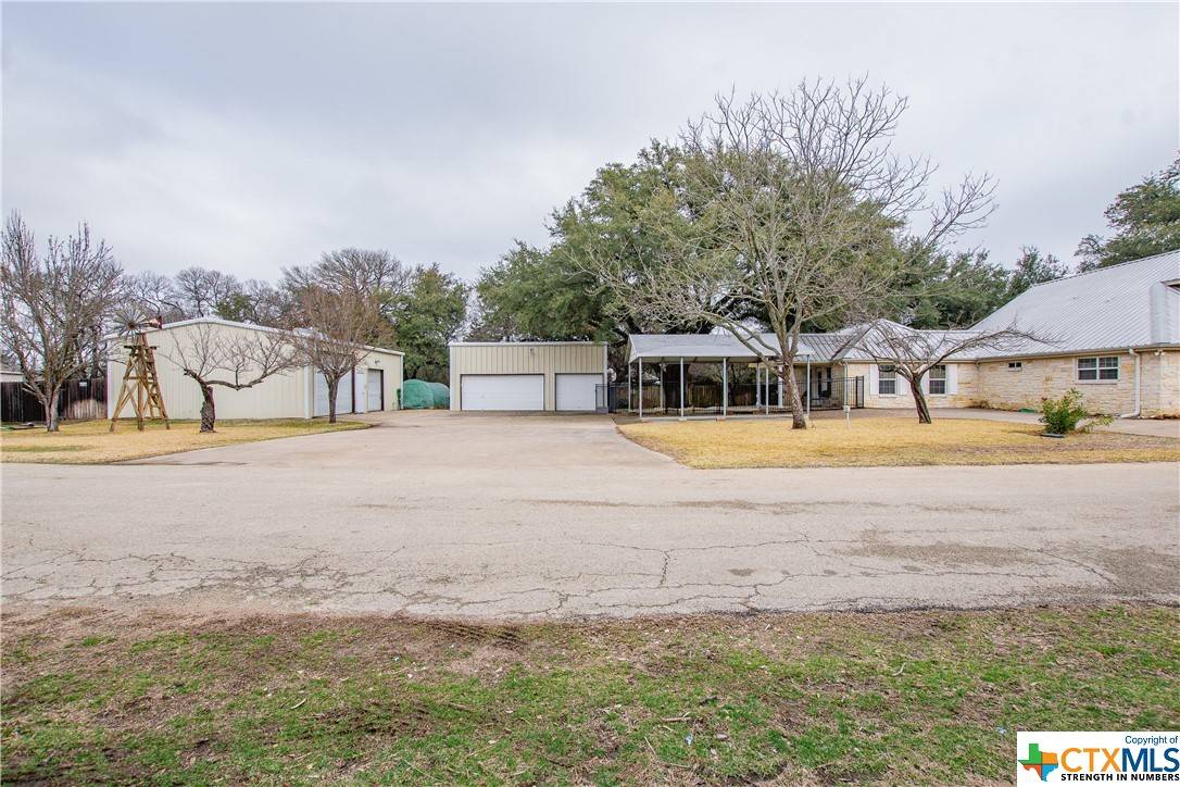 Belton, TX 76513,4 Red Dog CT