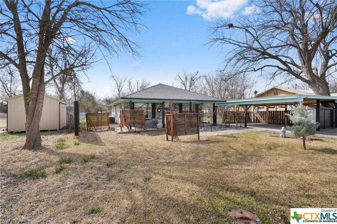 Bartlett, TX 76511,619 W Davilla ST