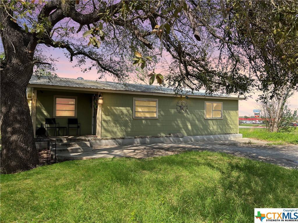 Gonzales, TX 78629,825 Dunning ST