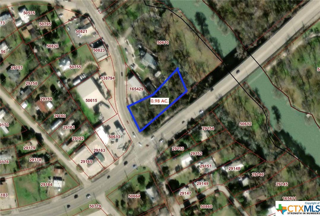 Mcqueeney, TX 78123,9333 Fm 725