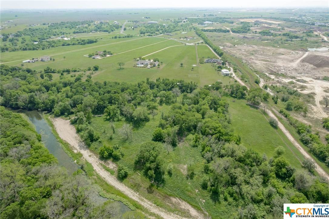 Hutto, TX 78634,212 Gabriel Meadows DR