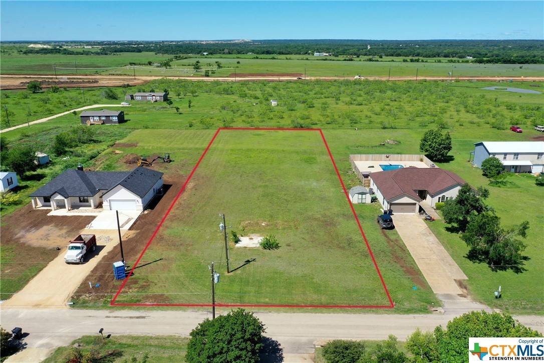 Jarrell, TX 76537,282 County Road 396 RD