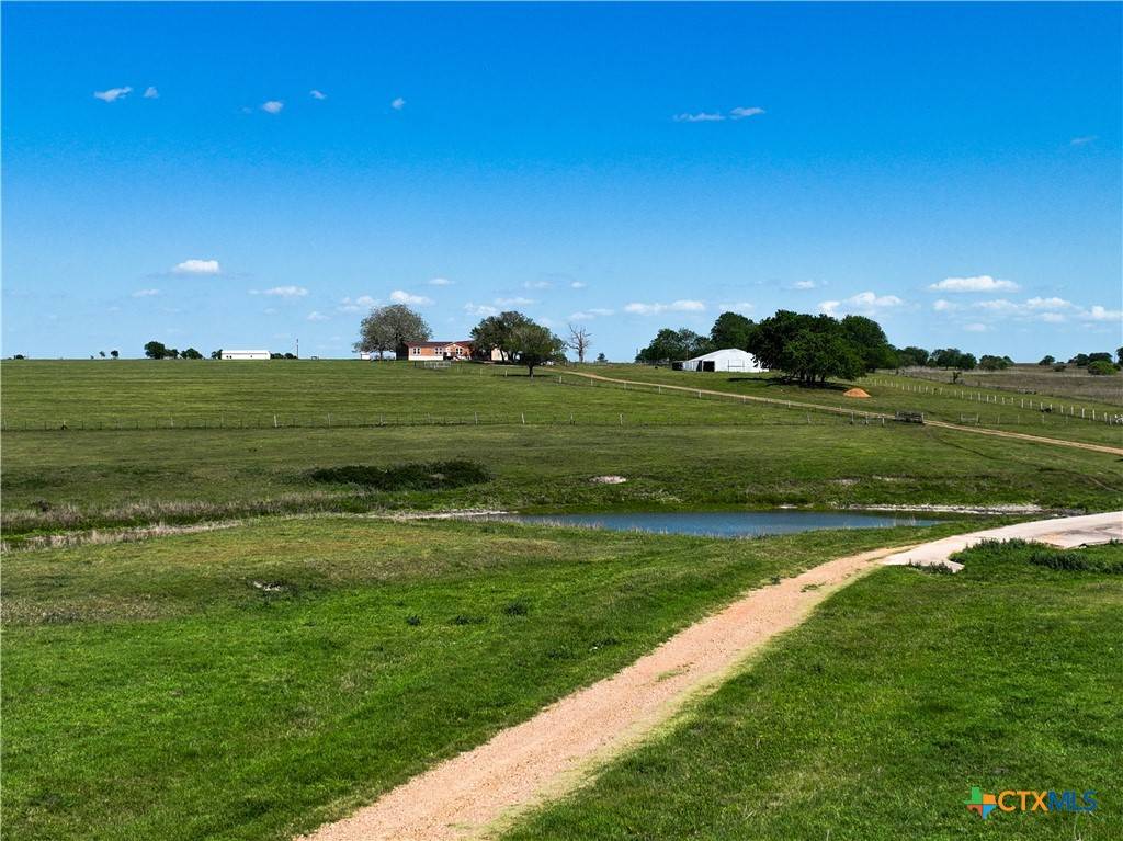 Shiner, TX 77984,443 County Road 280