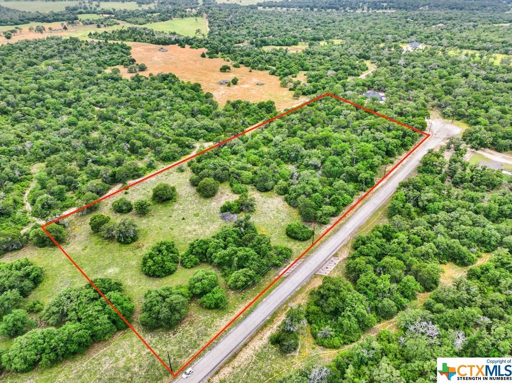 Luling, TX 78648,100 Crockett LN