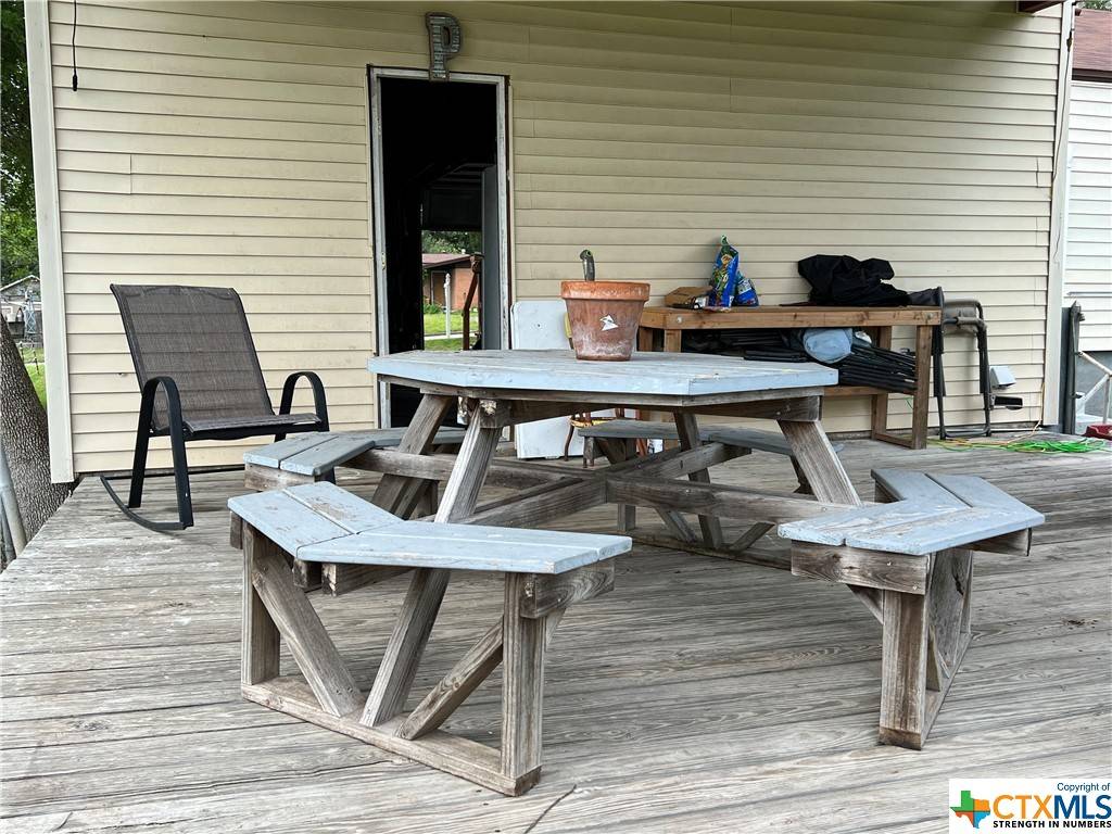 Cuero, TX 77954,905 E Main ST