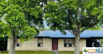 Yorktown, TX 78164,101 Colonial DR
