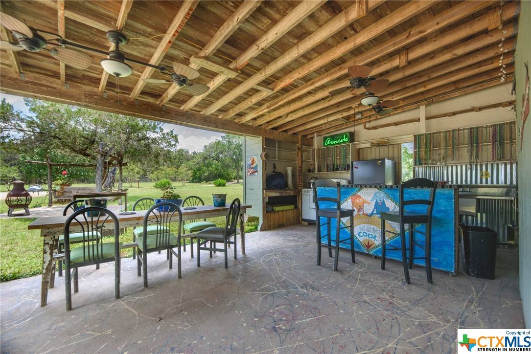 San Marcos, TX 78666,913 Owl Hollow RD