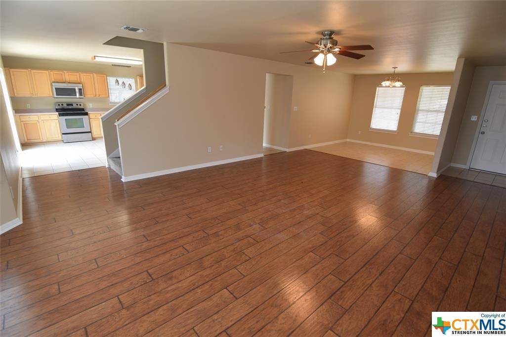 San Marcos, TX 78666,116 Dolly ST