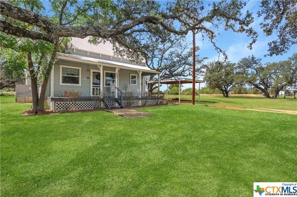 Fredericksburg, TX 78624,207 Sunday CIR