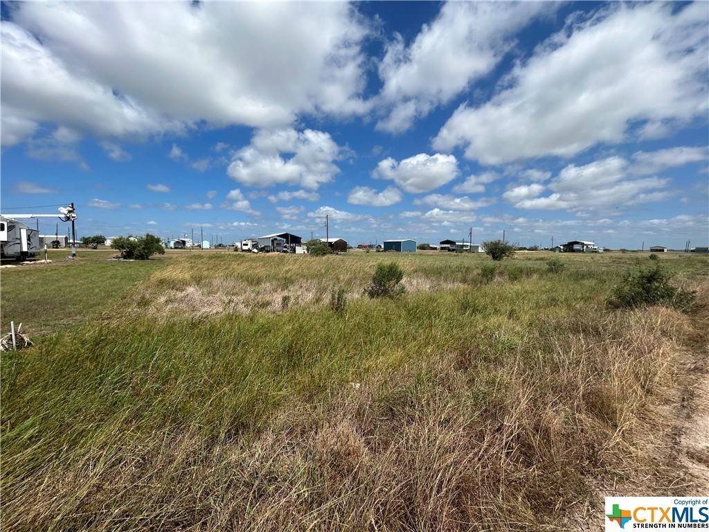 Palacios, TX 77465,000 Salmon