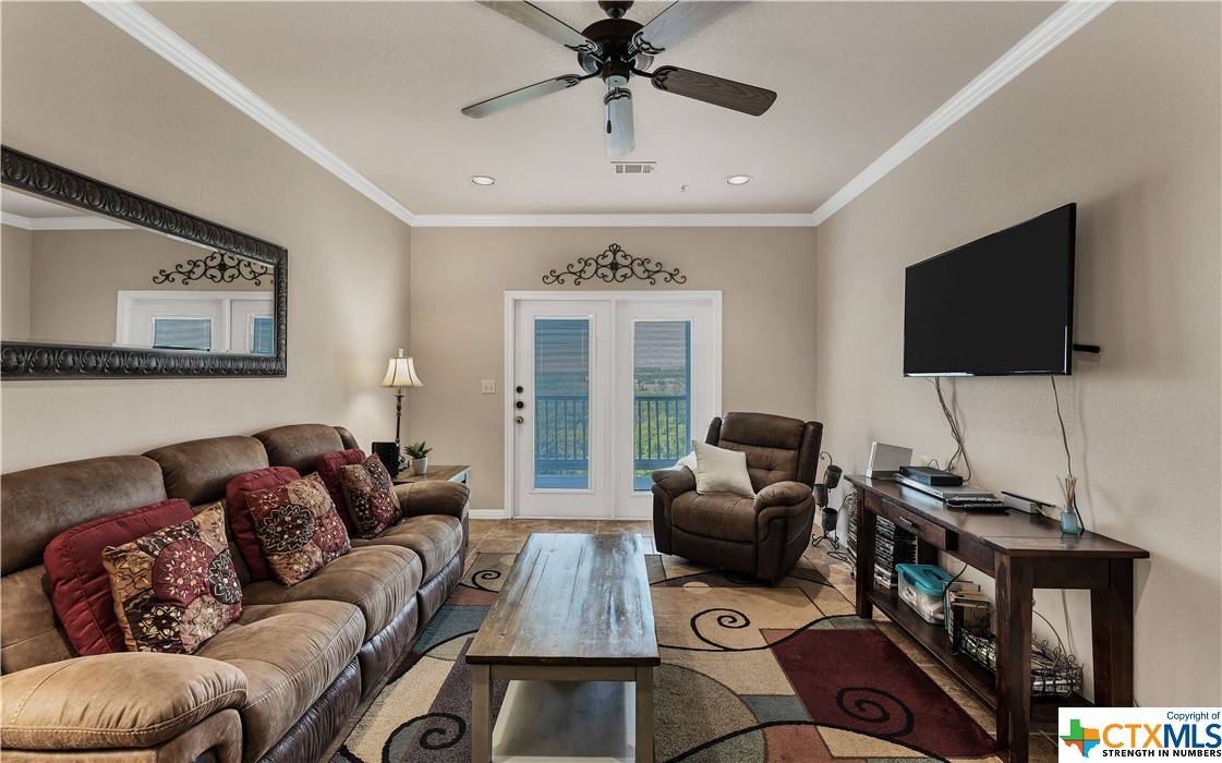 New Braunfels, TX 78130,1247 Gruene RD #303