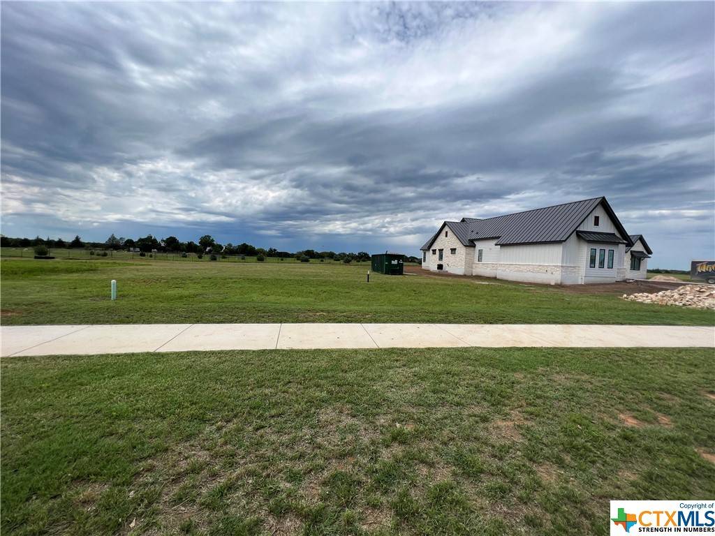 Fredericksburg, TX 78624,208 Interlaken ST
