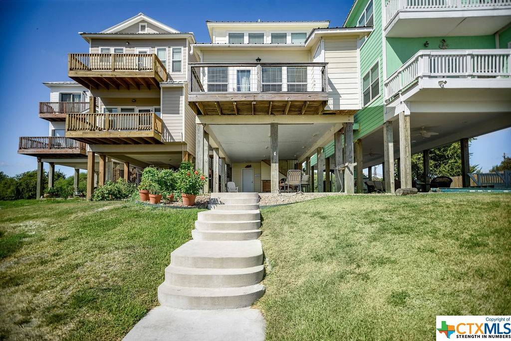 Port Lavaca, TX 77979,108 Clements CV