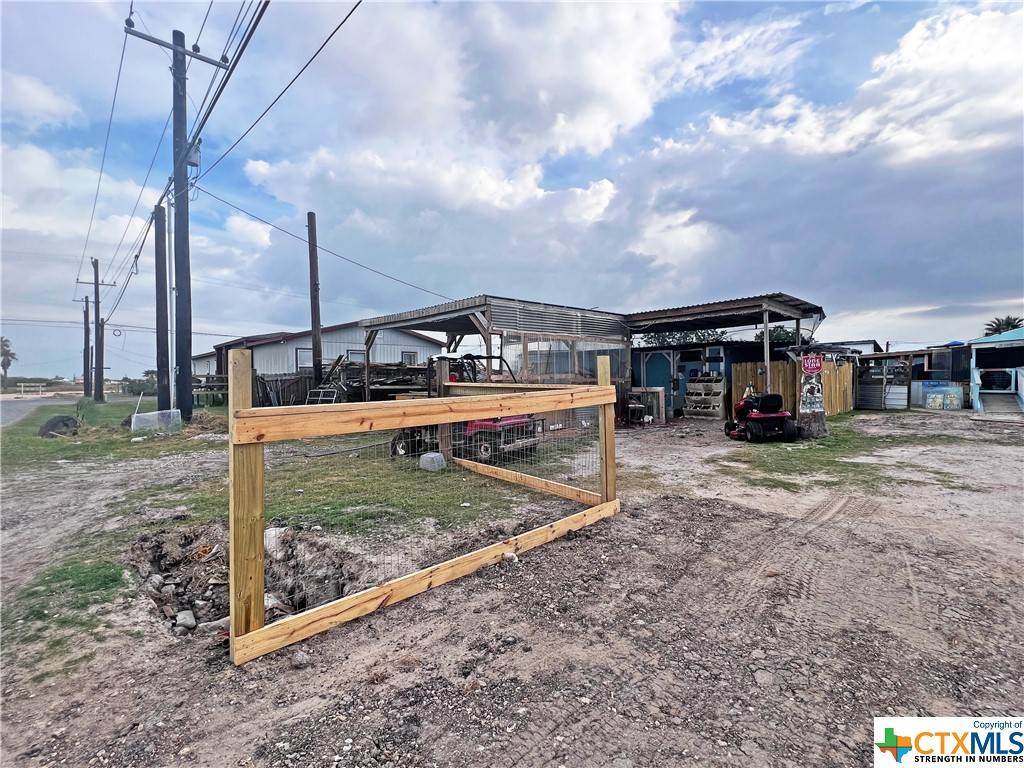 Rockport, TX 78382,722 Rattlesnake Point RD