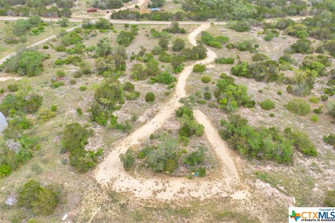 Hondo, TX 78861,377 County Road 243