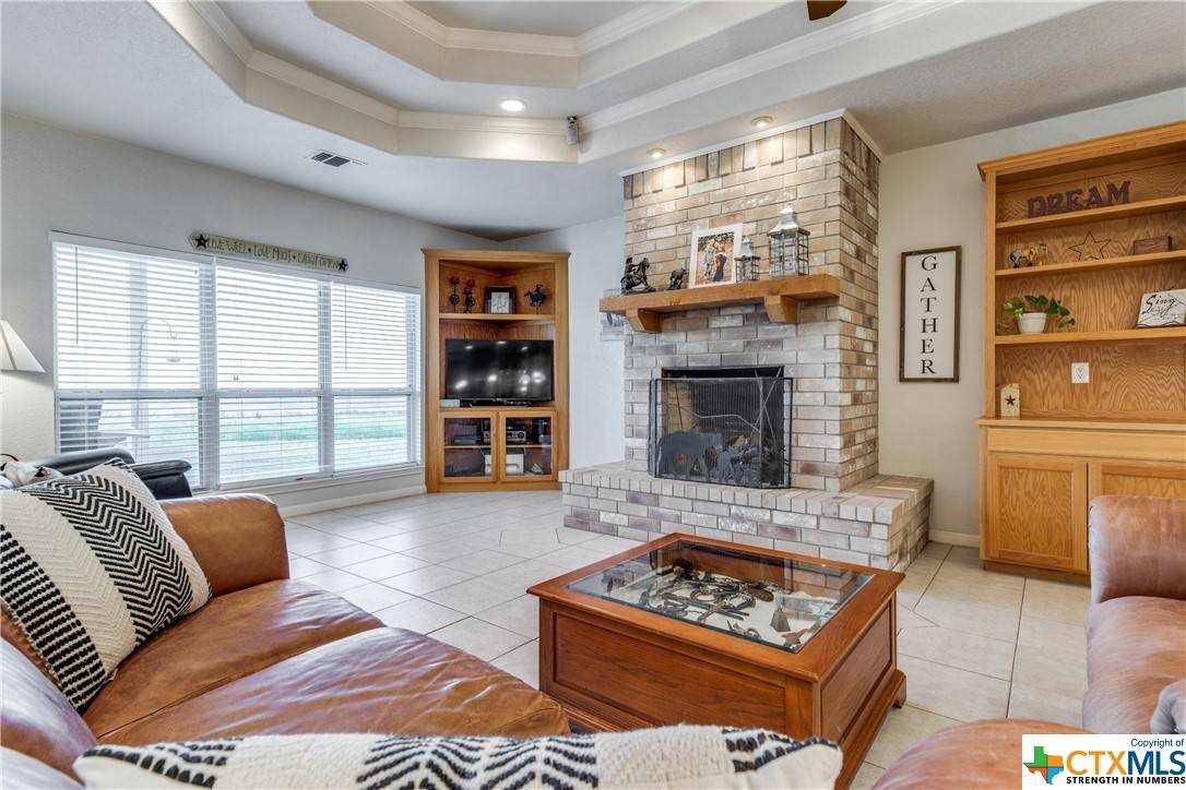 Seguin, TX 78155,8177 Boenig RD