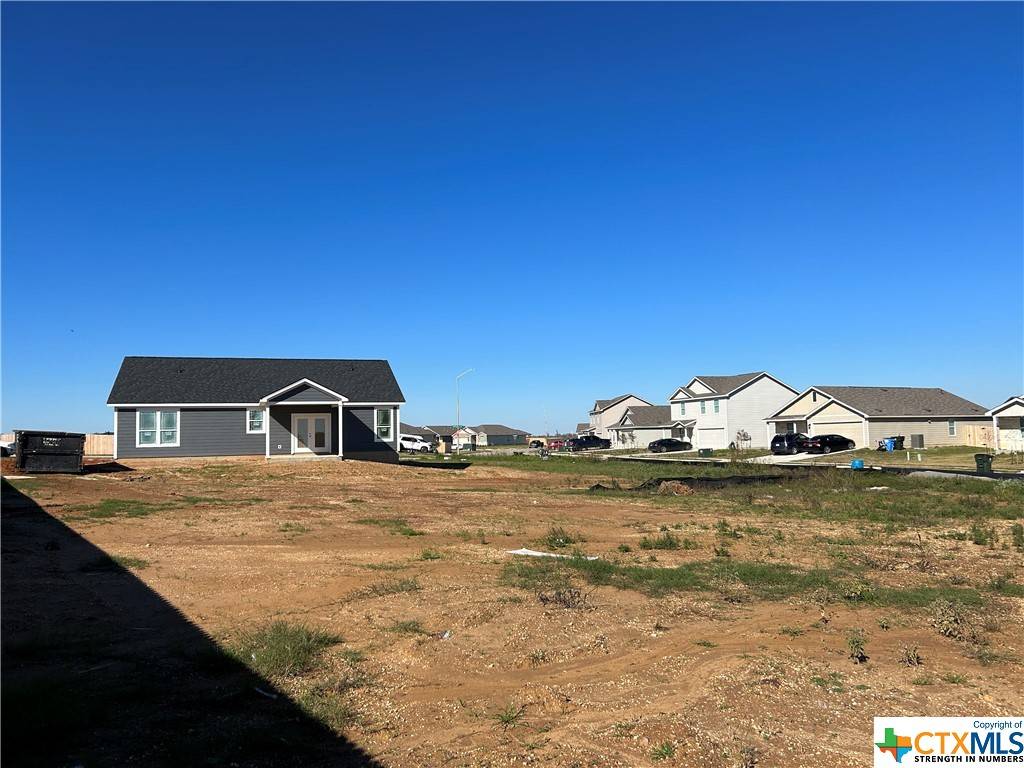 Seguin, TX 78155,101 Beverly Bluff