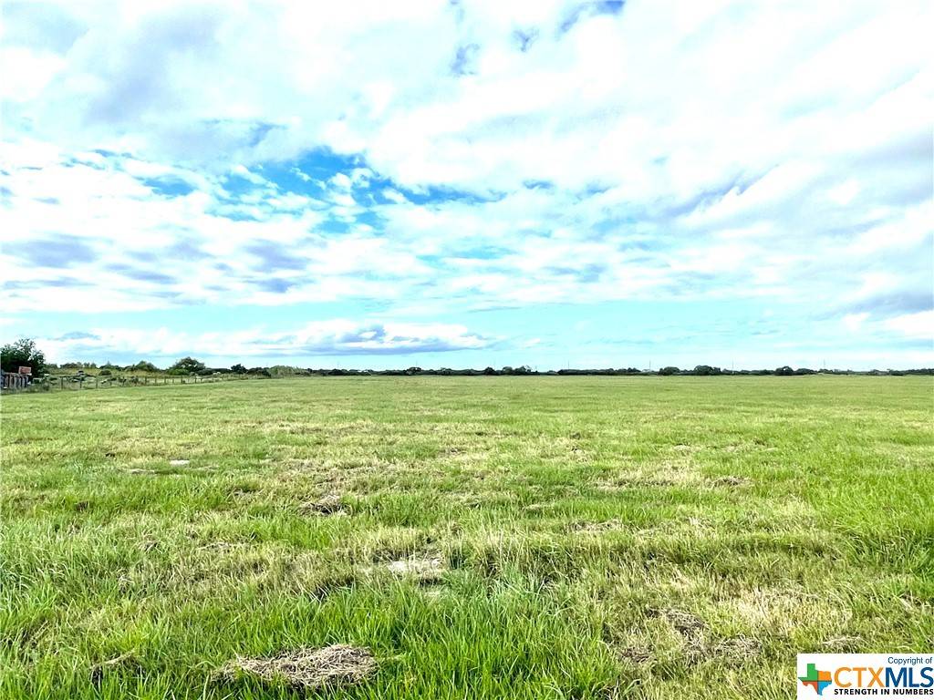 Seadrift, TX 77983,6 Mack Hale RD