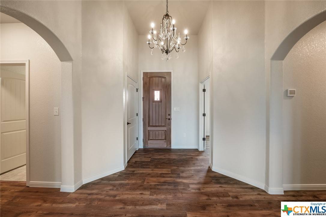 Kenedy, TX 78119,708 Mariposa LN