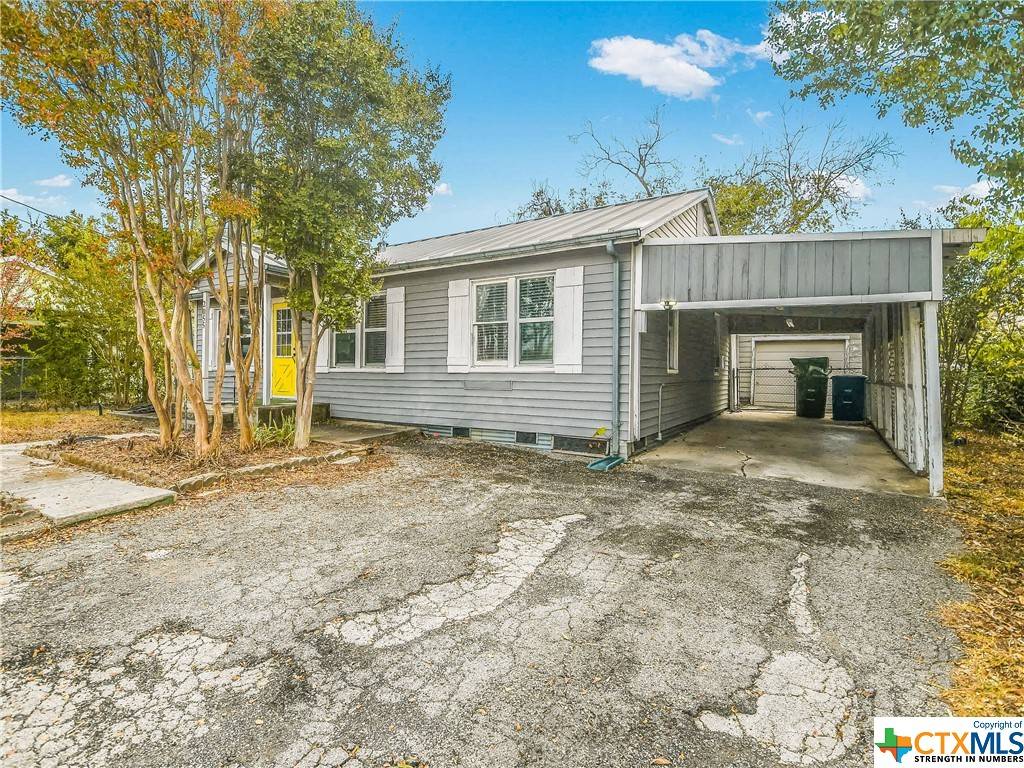 New Braunfels, TX 78130,2055 Spur ST