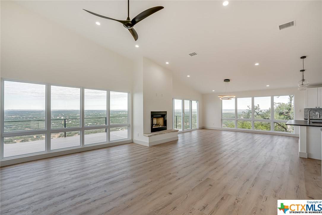 Fischer, TX 78623,1191 Eagle Point DR