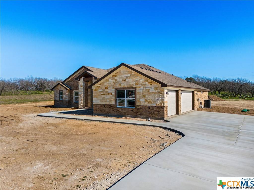 Kempner, TX 76539,573 County Road 3152