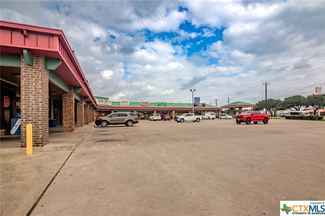 Victoria, TX 77901,3602 Houston HWY
