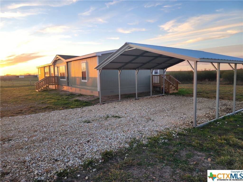 Gonzales, TX 78629,253 Pr 3042
