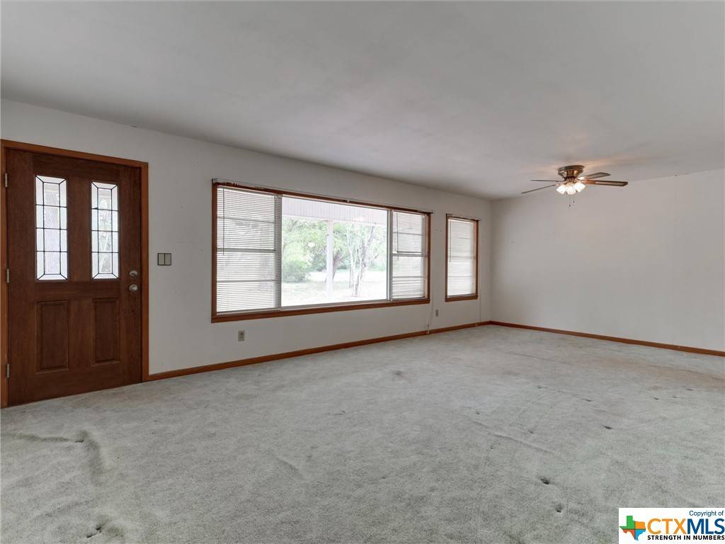 Hallettsville, TX 77964,1546 US Highway 90a