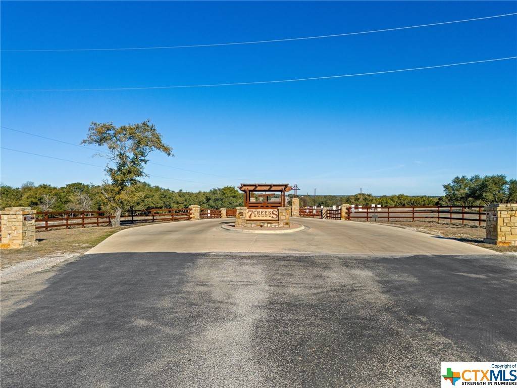 Burnet, TX 78611,525 Judges RD