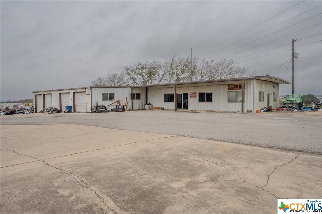 Gonzales, TX 78629,2121 N Saint Joseph ST