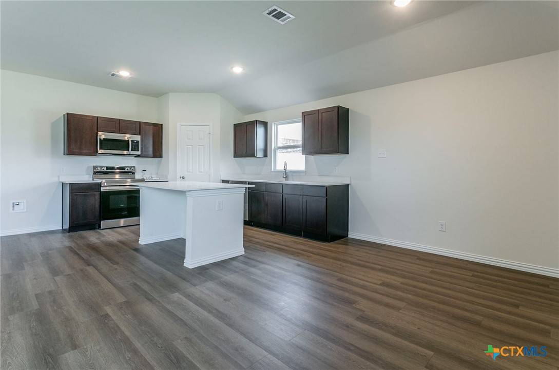 Temple, TX 76504,935 Antelope TRL