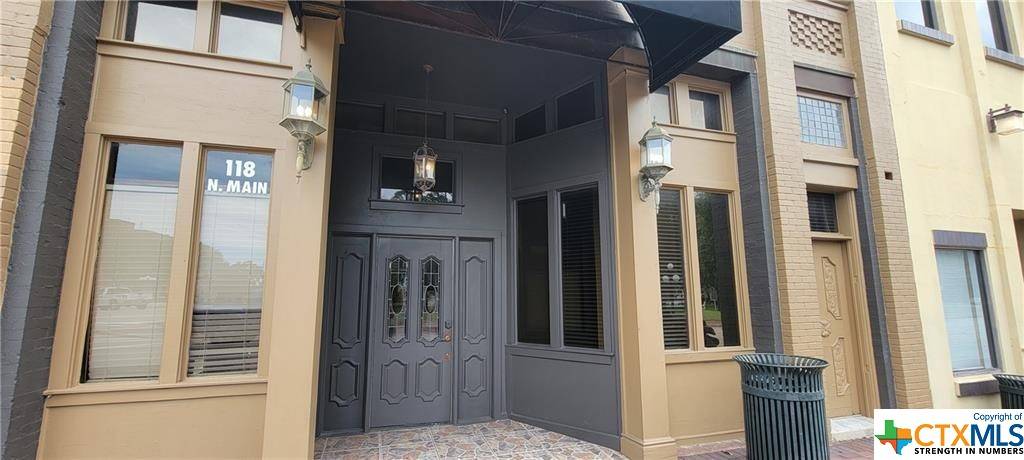 Victoria, TX 77901,118 N Main ST #D