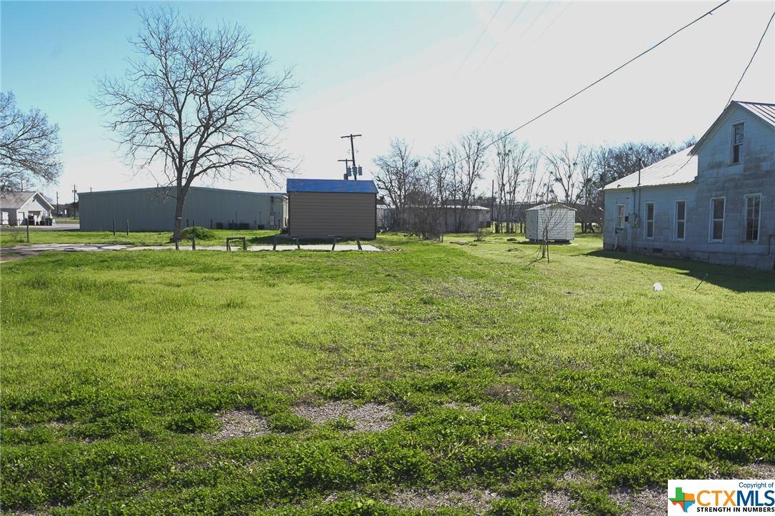 Weimar, TX 78962,507 S Saint Andrews ST