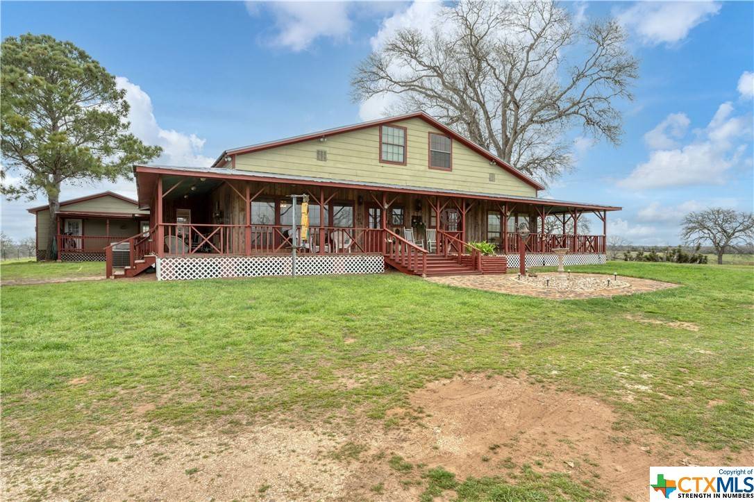 Harwood, TX 78632,2082 County Road 438