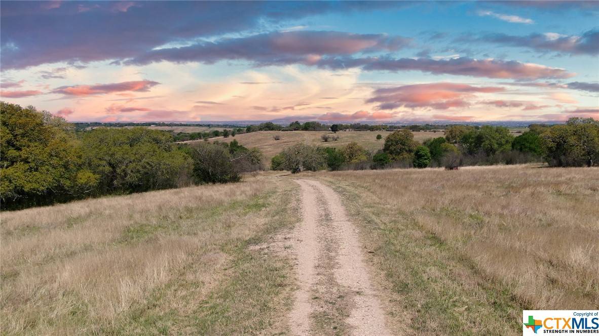 Seguin, TX 78155,9606 FM 20