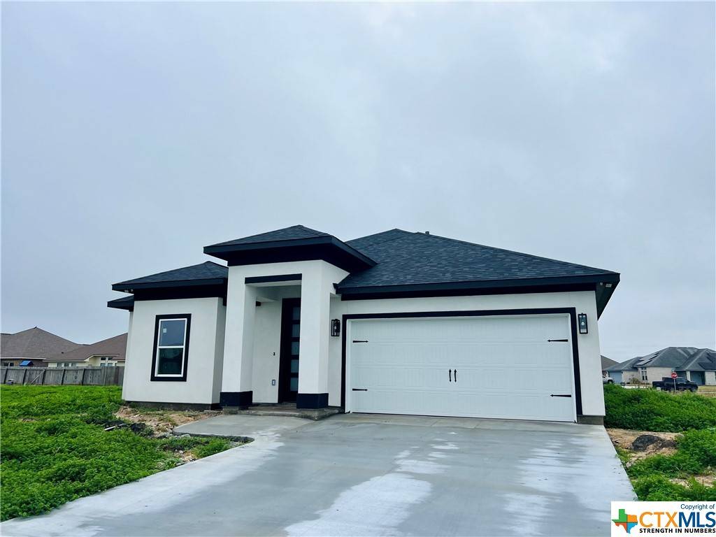 Port Lavaca, TX 77979,303 Claret