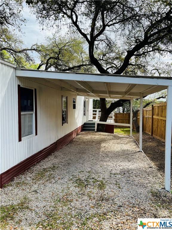 Canyon Lake, TX 78133,233 Rambling DR