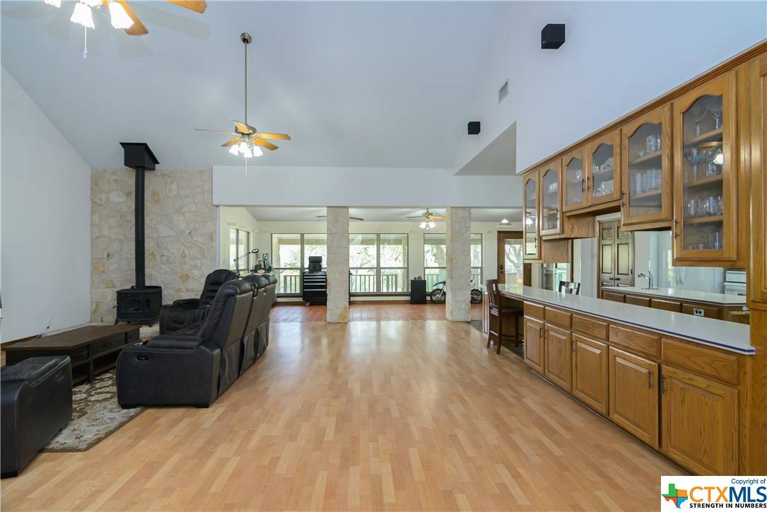 Seguin, TX 78155,575 Eden RD