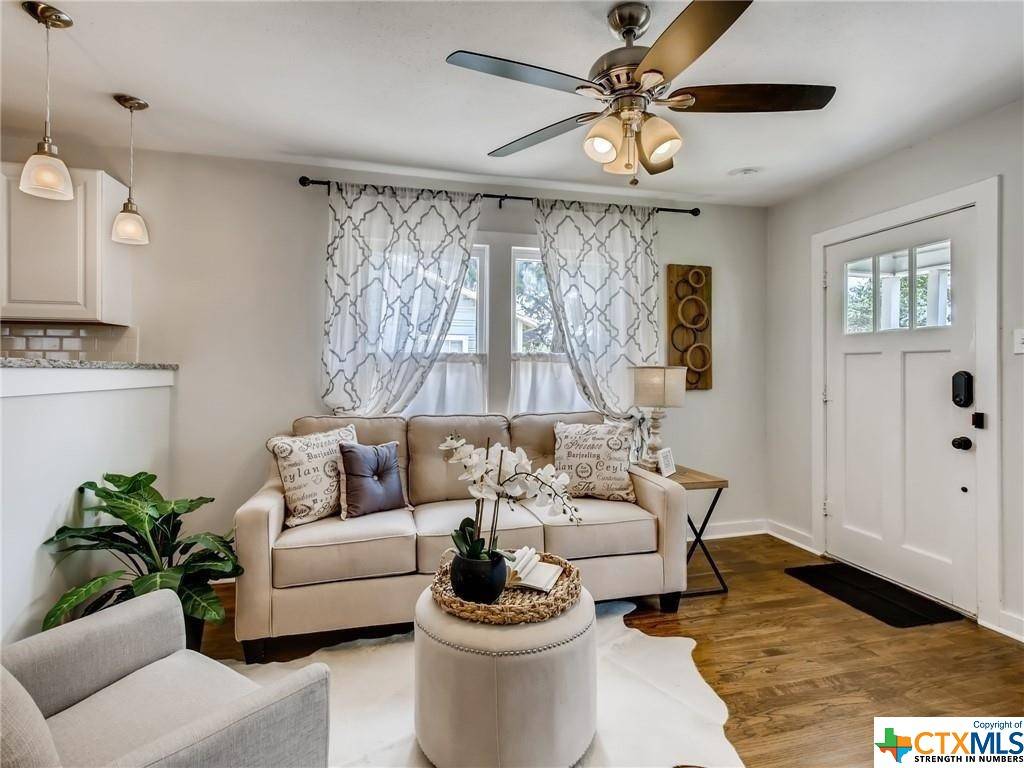 New Braunfels, TX 78130,660 S Guenther AVE