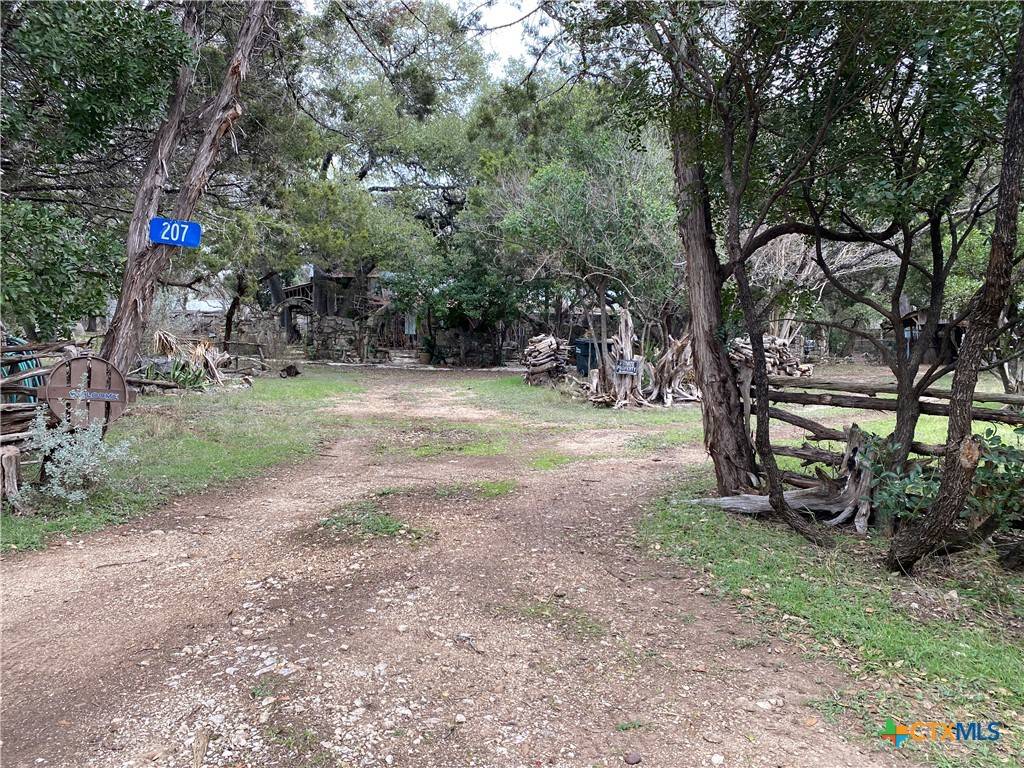 Wimberley, TX 78676,207 Hub DR