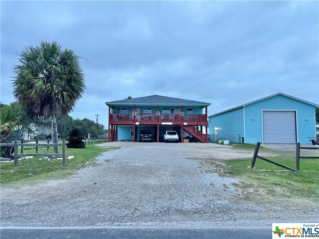 Port O'connor, TX 77982,512 W Adams ST