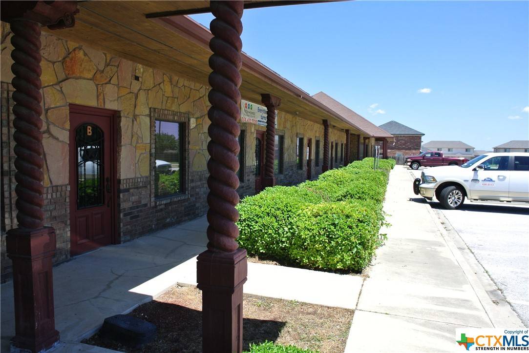 Killeen, TX 76549,4201 W Stan Schlueter LOOP #E