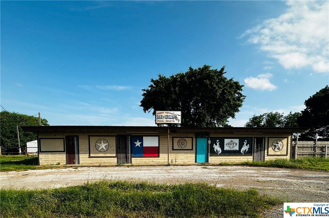 Cuero, TX 77954,893 S US Highway 183