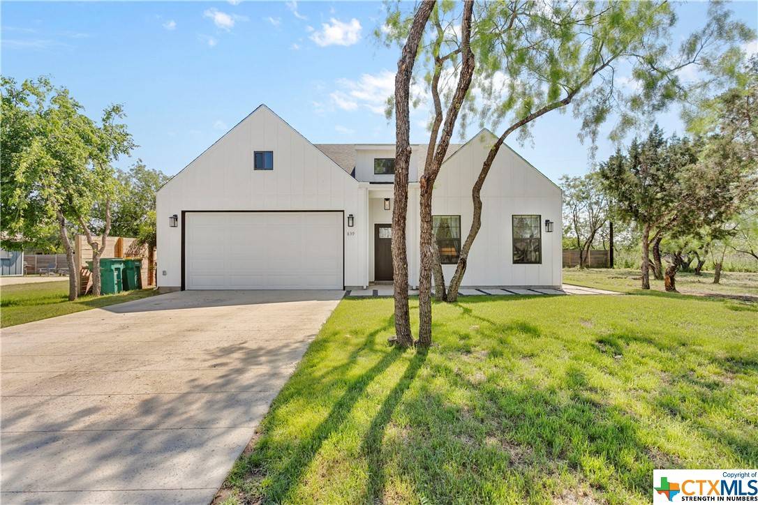 Cottonwood Shores, TX 78657,839 Cypress LN