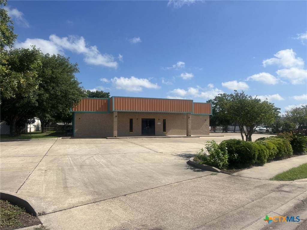 Victoria, TX 77904,102 Cozzi CIR