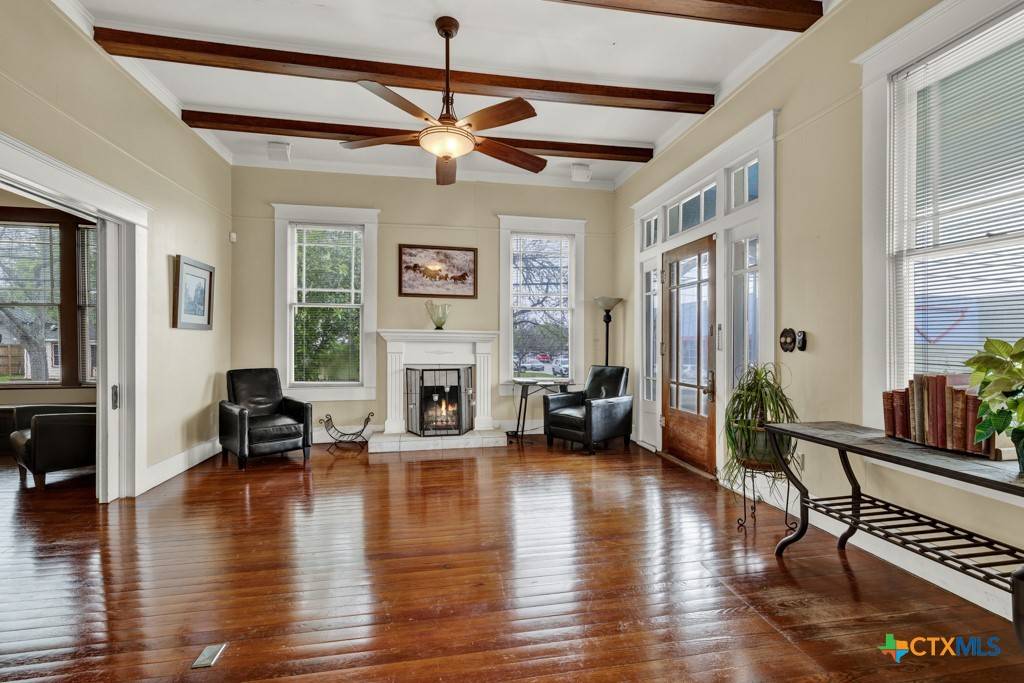 New Braunfels, TX 78130,206 Willow AVE
