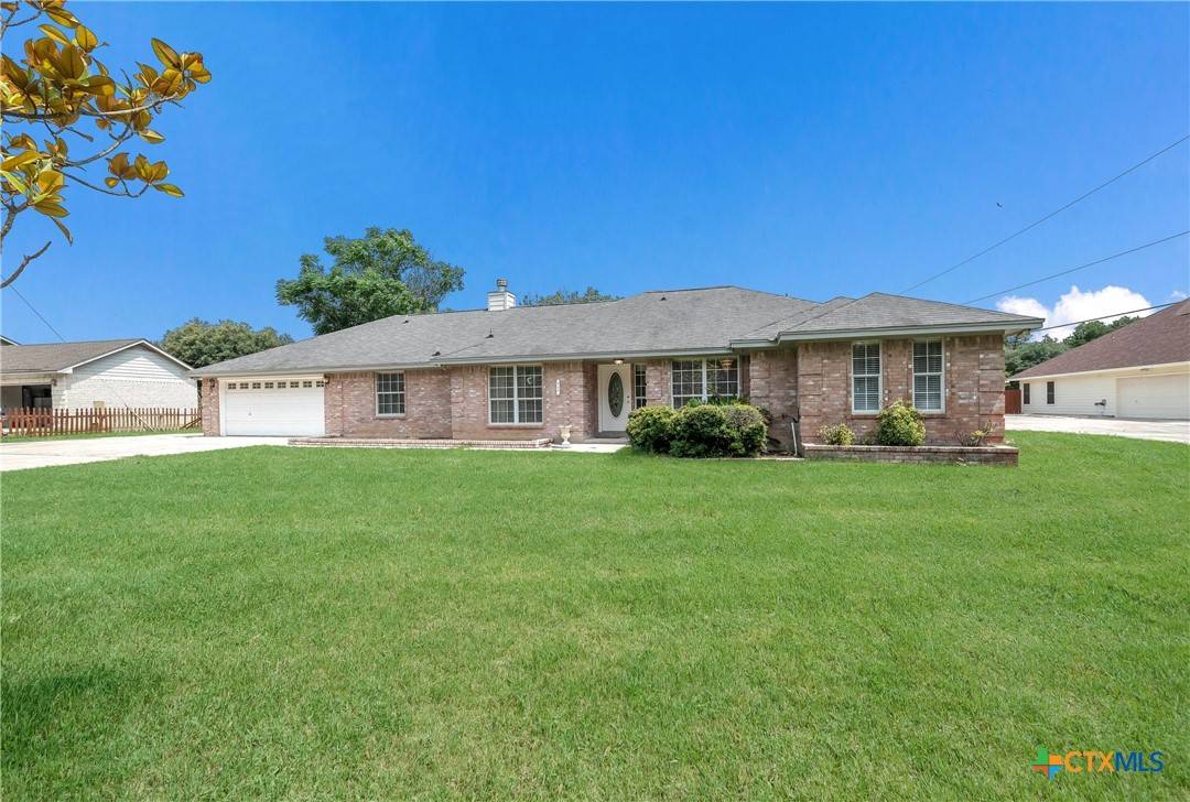 Mcqueeney, TX 78123,948 Terminal Loop RD