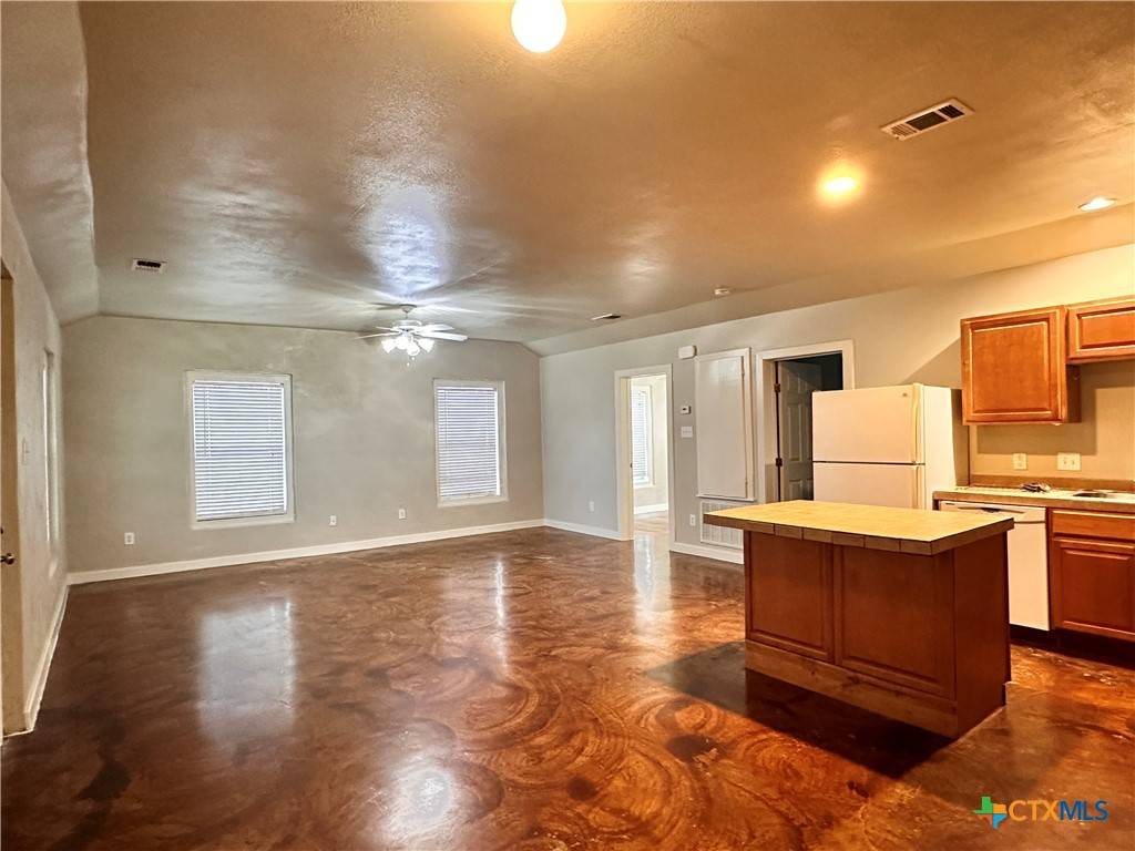 Kyle, TX 78640,3340 Dacy LN #8