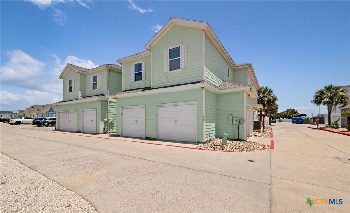 Port Aransas, TX 78373,2212 State Highway 361 #212